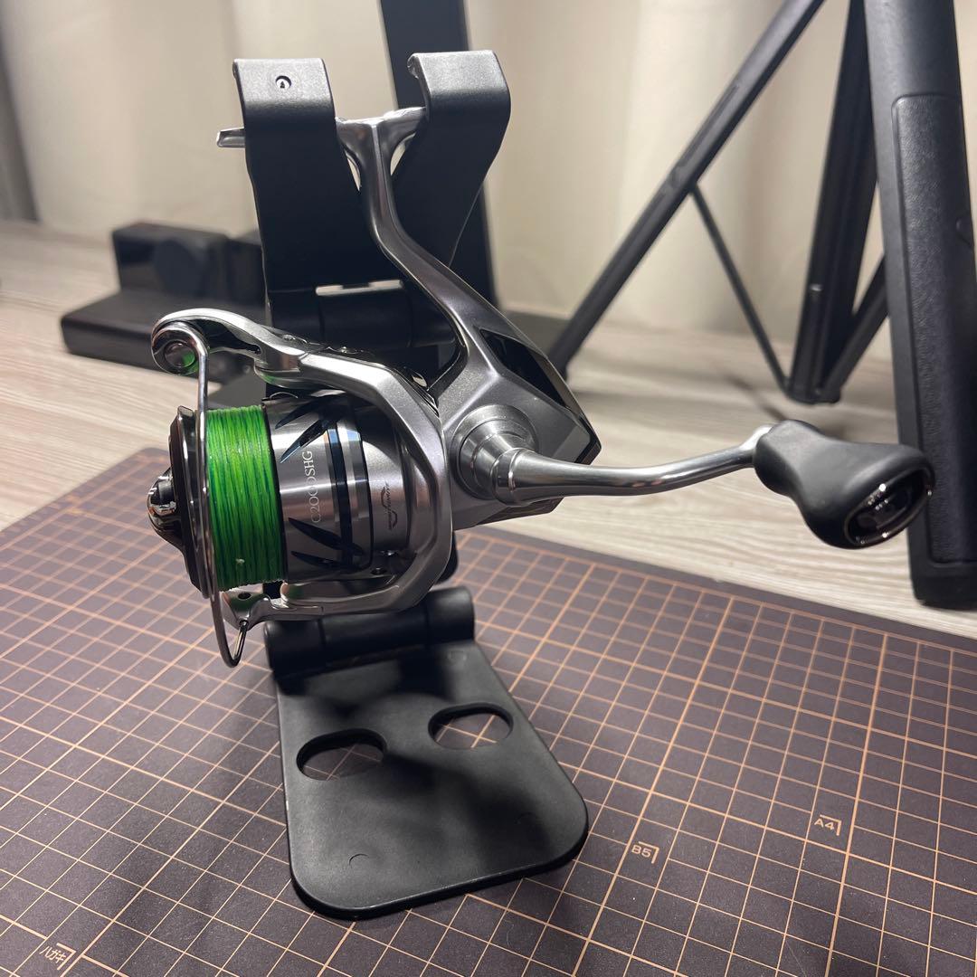 スピニングリール 23ストラディックc2000shg