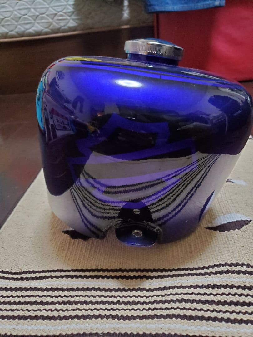 スポーツスタータンク　ロートンネルタンク　カスタムペイント