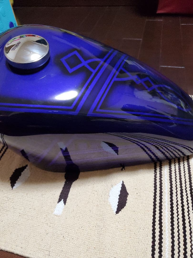 スポーツスタータンク　ロートンネルタンク　カスタムペイント