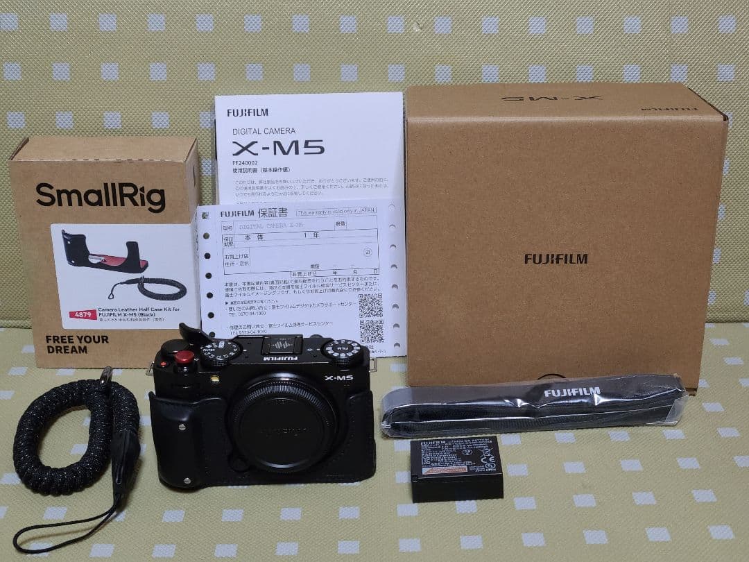 Fujifilm X-M5 ミラーレスカメラ