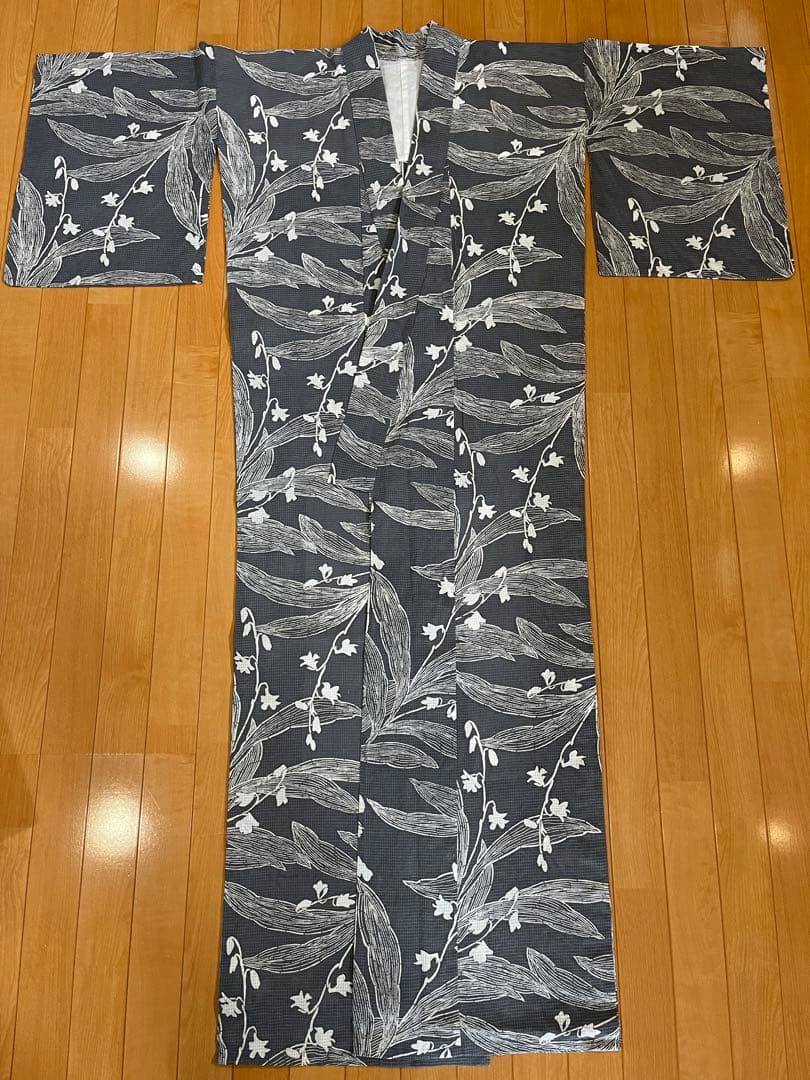 【新品未使用】浴衣　すずらん　グレー　三松