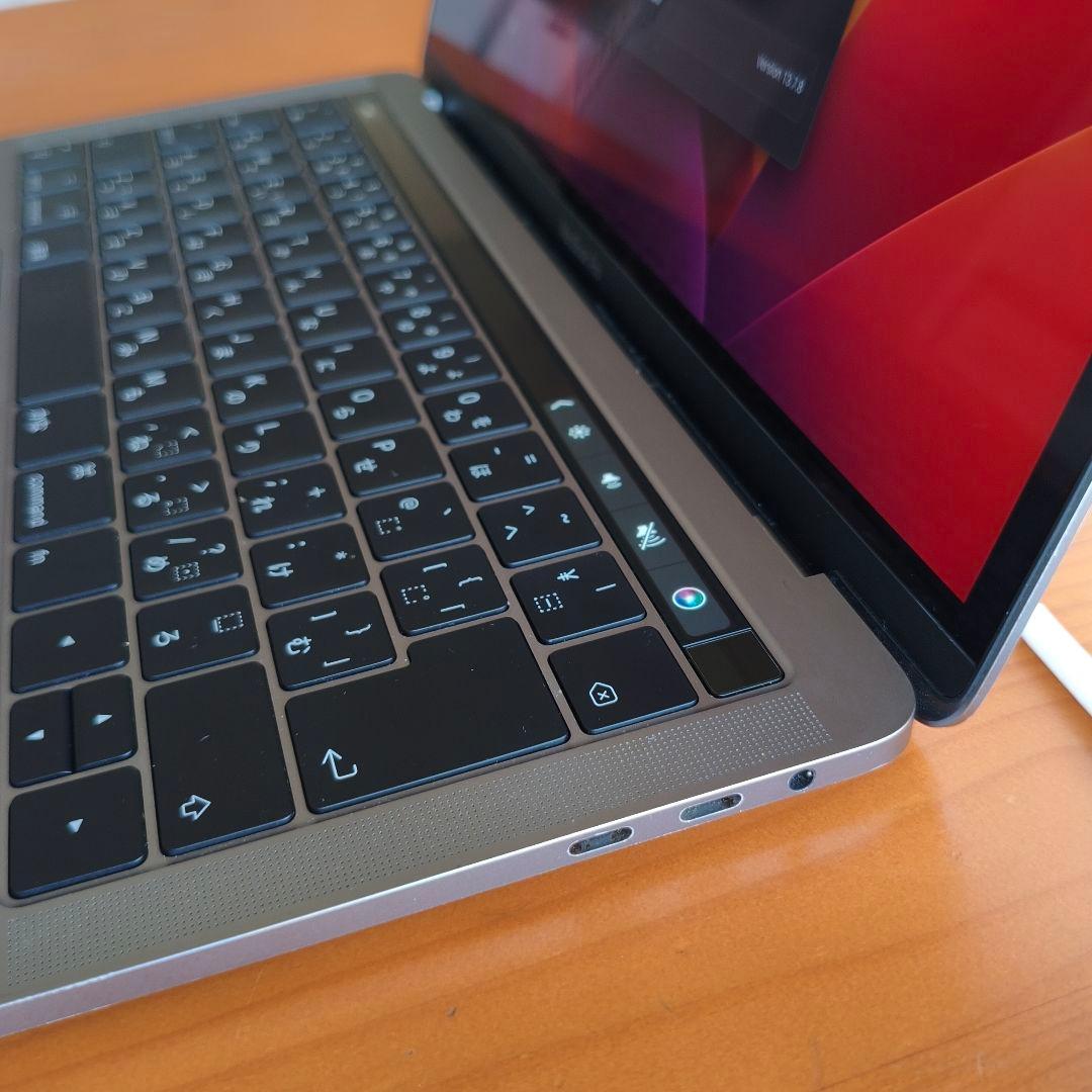 Apple MacBook Pro 2017 13インチ 16GB 1TB