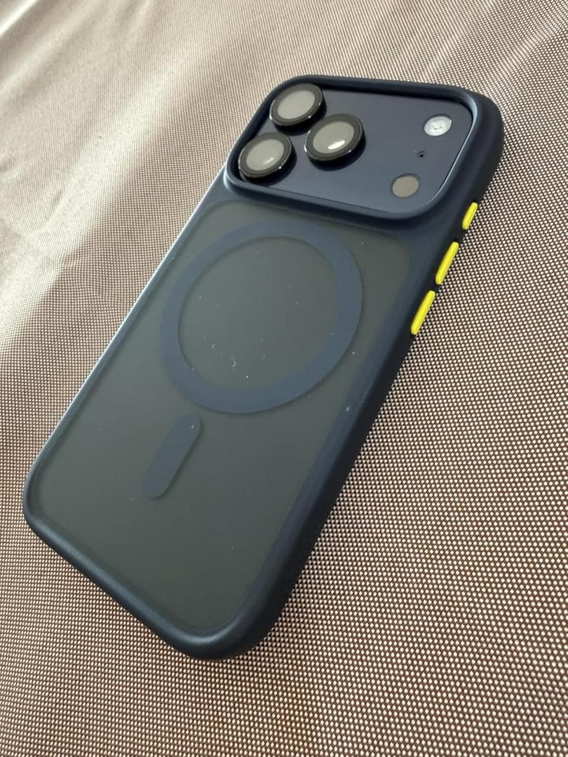 【黄変99%遮断 × クリア持続技術】TORRAS iPhone 16 用 ケm