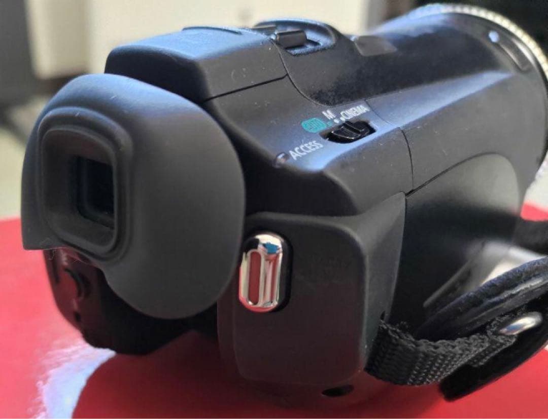 Canon iVIS HFG20 光学10倍ズーム 内蔵32GBメモリ