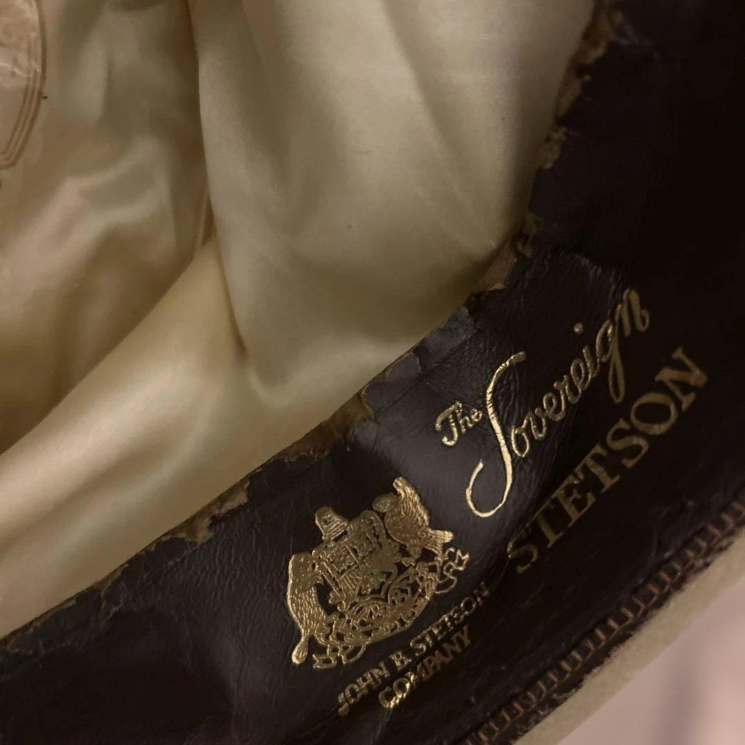 ベージュ フェルトハット リボン付き