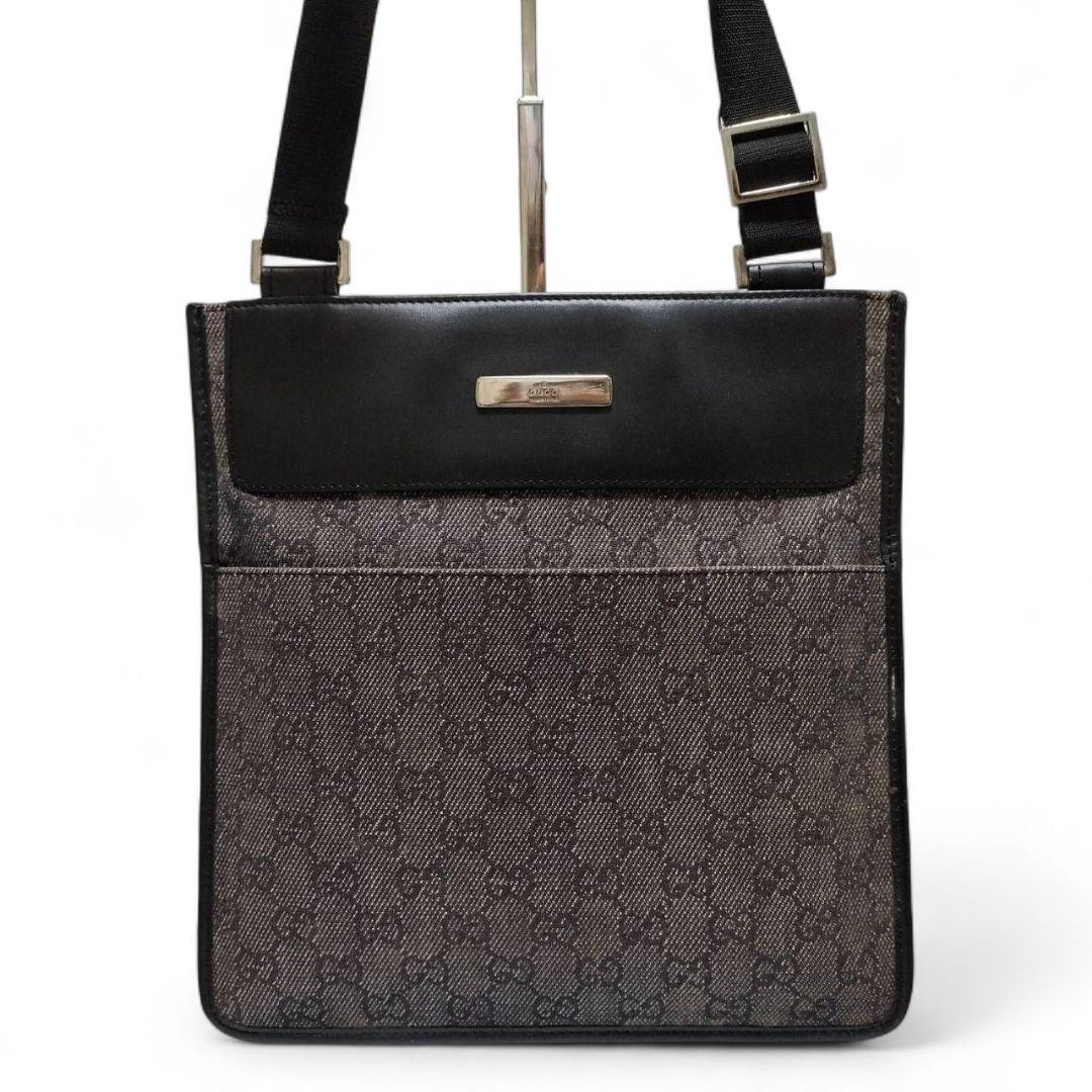 【美品】 GUCCI　グッチ　ショルダーバック　サコッシュ　GGキャンバス　袋有