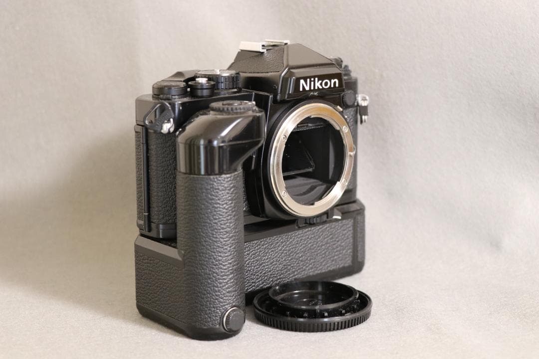 NIKON FE黒+MD12モータードライブ