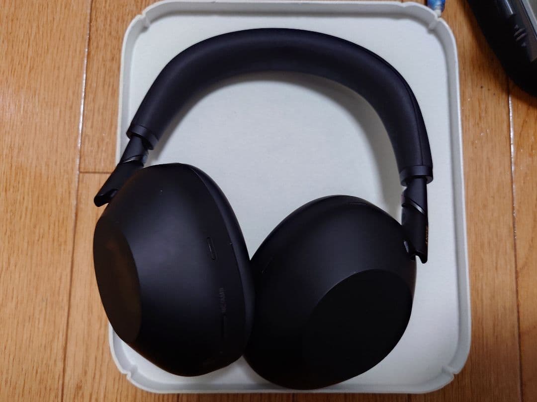 WH-1000XM6　ブラック当日発送［化粧箱・ケース・付属品完備］