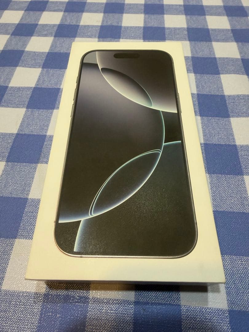 Apple iPhone 16pro ホワイトチタニウム 1TB