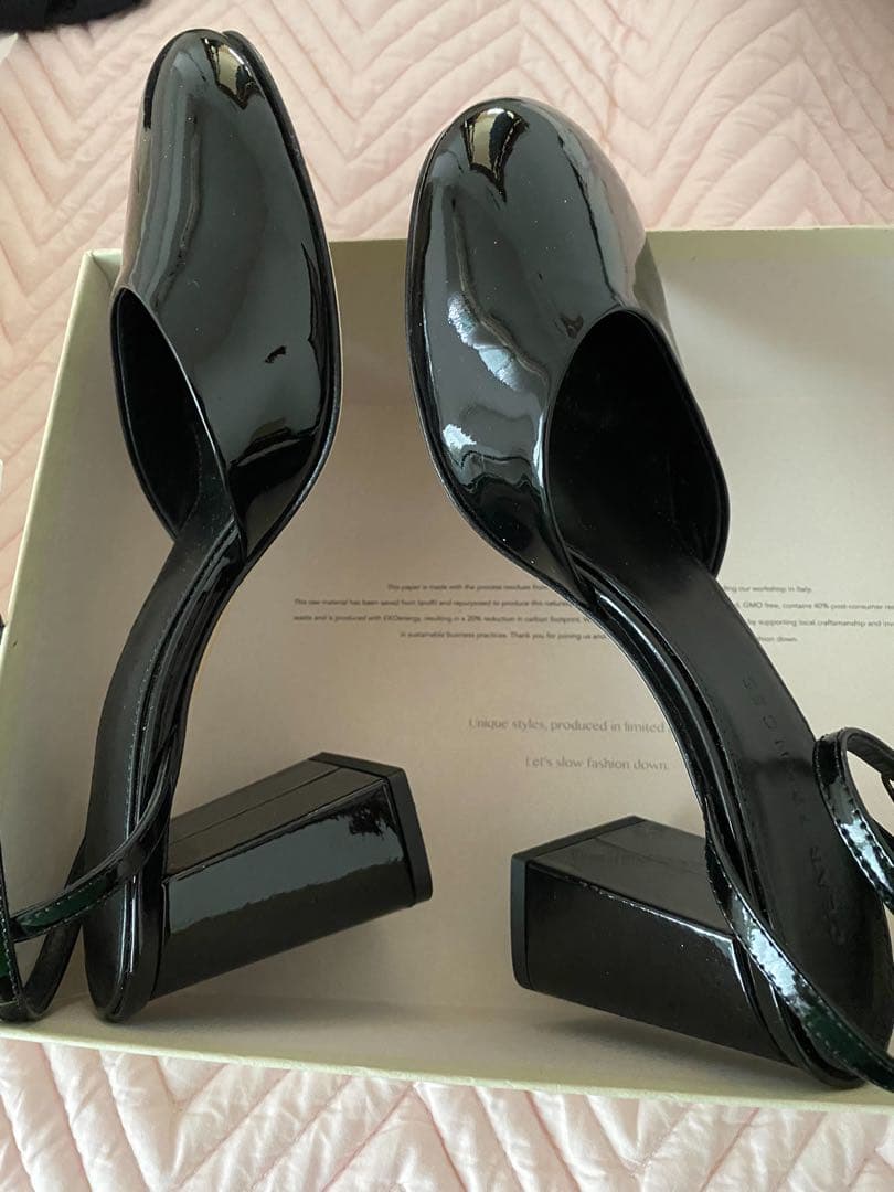 靴 Dear Frances Harlow Ankle Strap Pump
