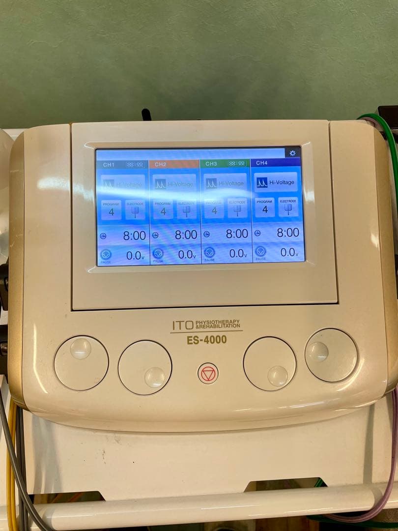 ITO ES-4000 ハイボルテージ　治療器