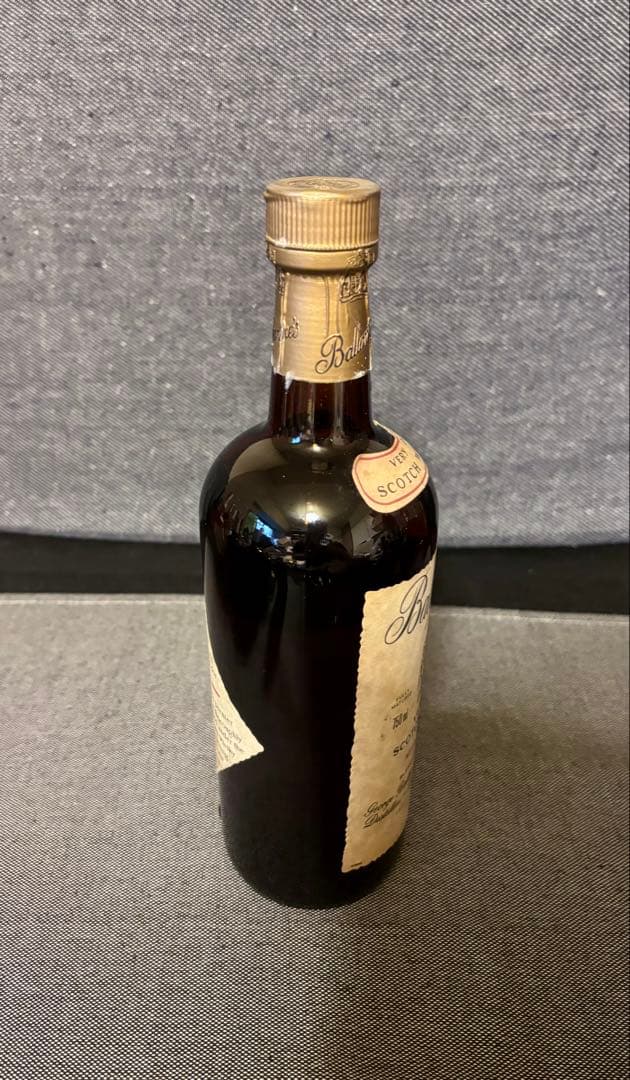 BALLANTINE'S　バランタイン30年　特級　ウイスキー古酒　未開封