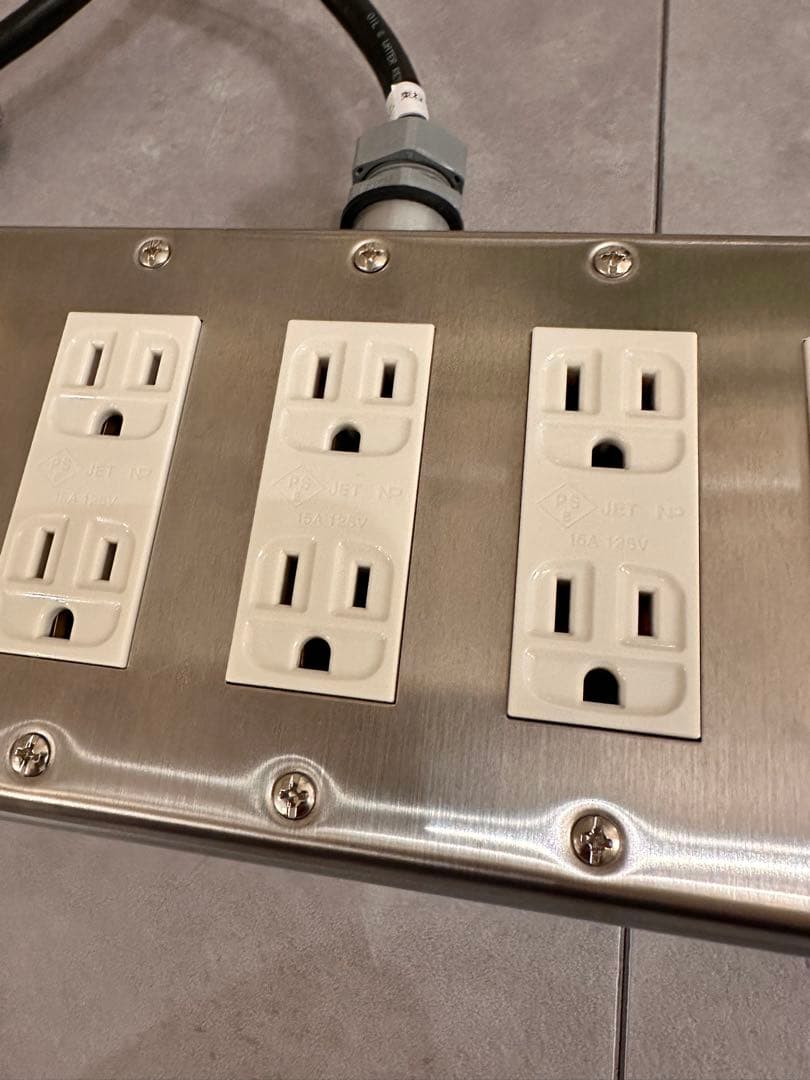 超越重鉄タップ　プロケーブル　オーディオ電源　10個口