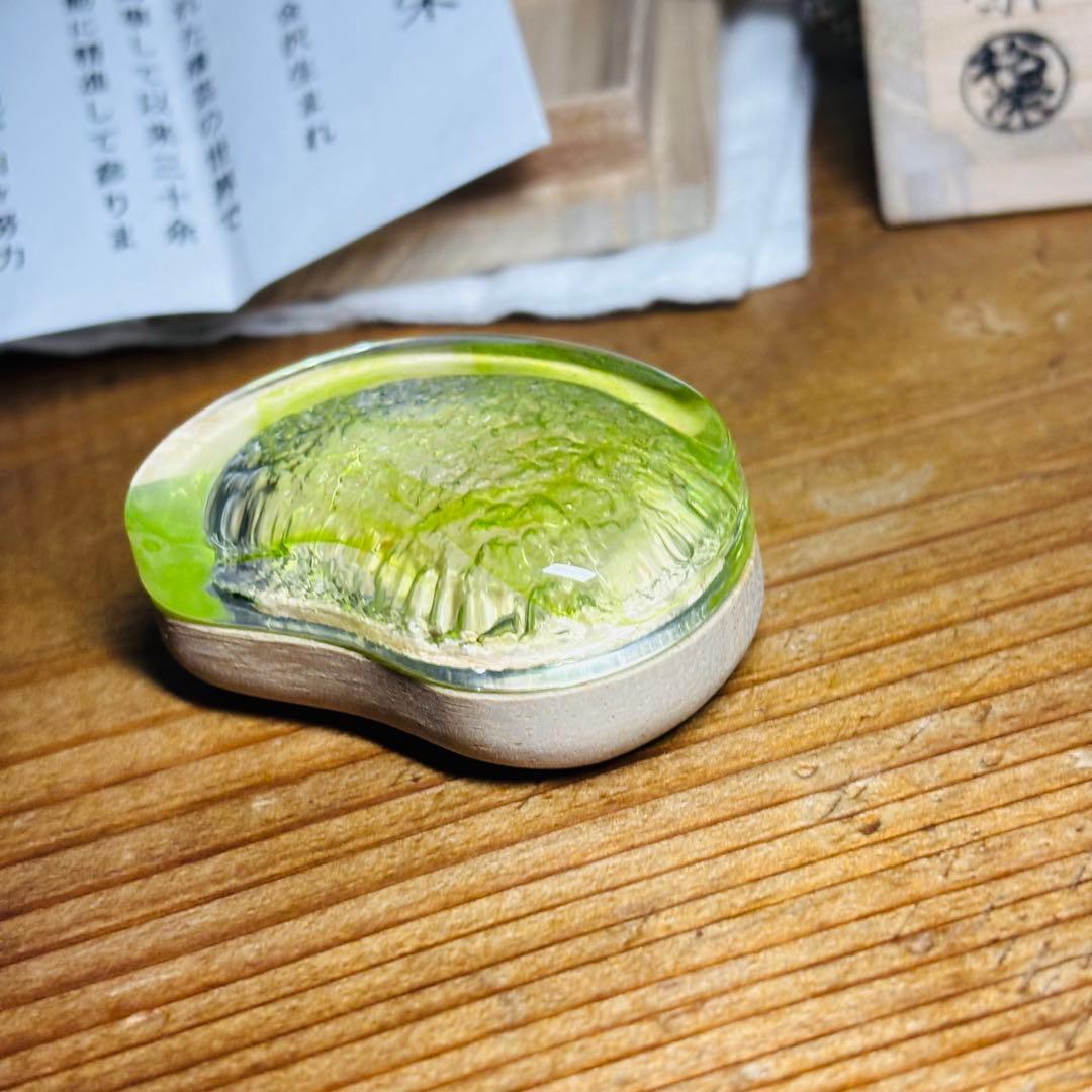 硝子　朝露香合　加州　漆芸　松葉　共箱　茶道具　香道具　鈴木松栄　西村松逸師