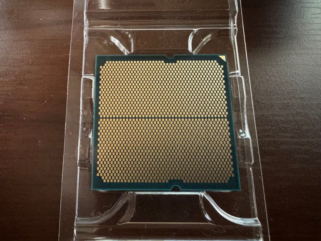 AMD Ryzen 7 9800X3D 動作確認済み