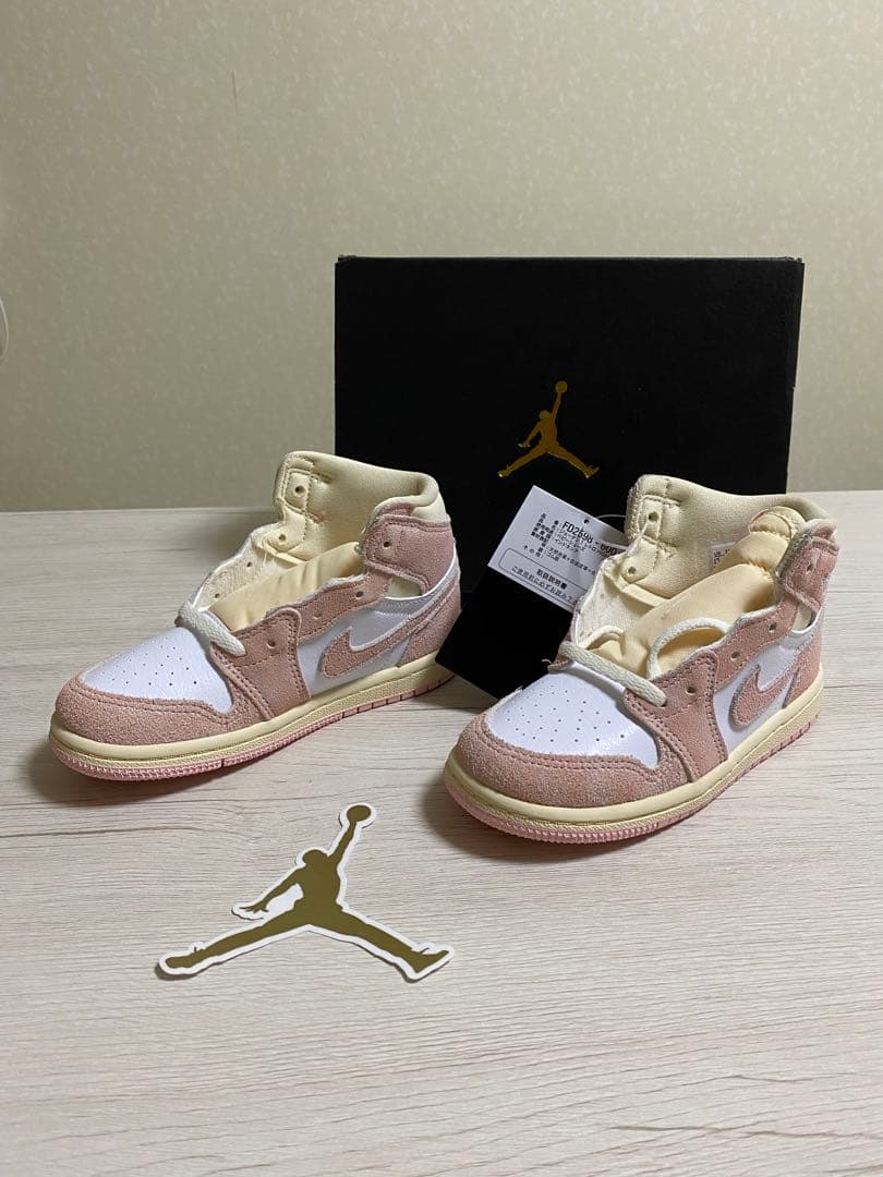 NIKE Jordan 1 Retro キッズシューズ ピンク【YーY】