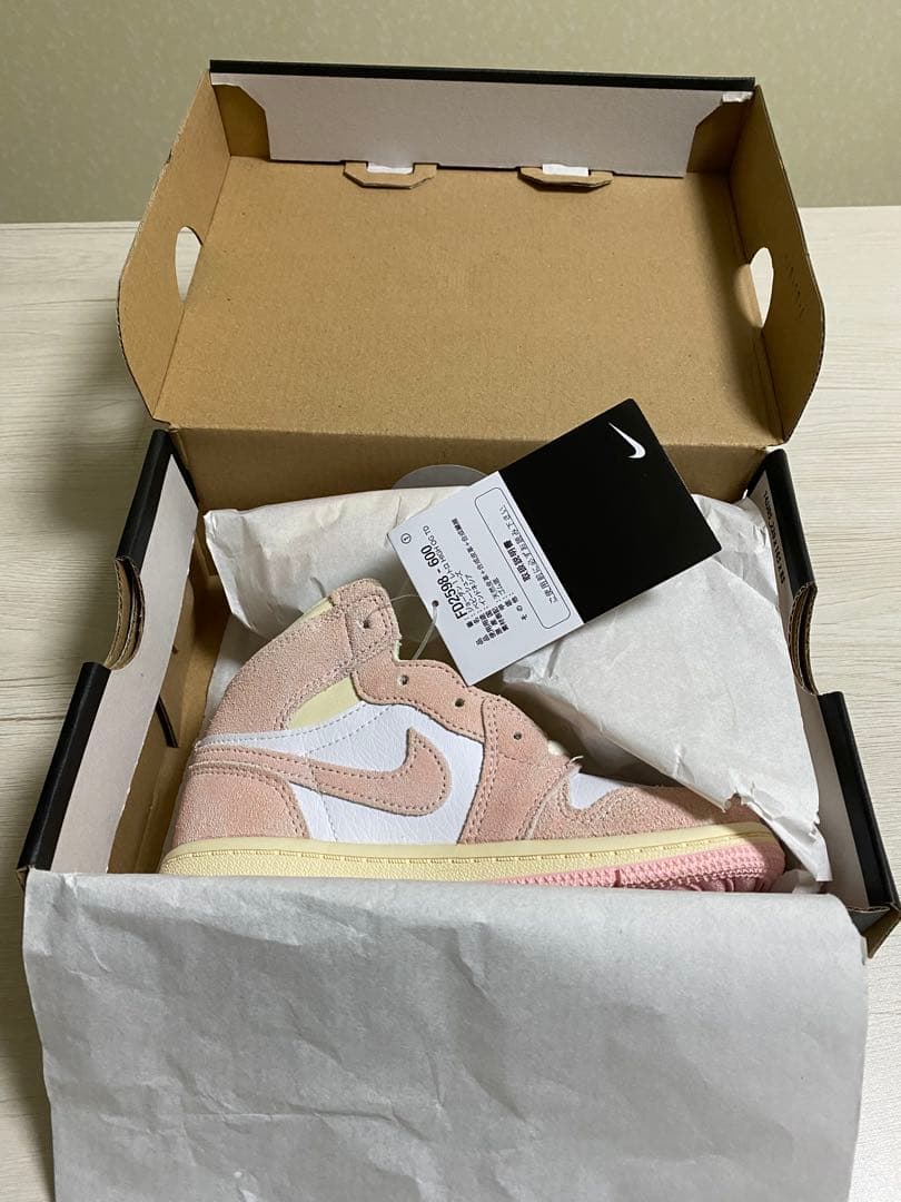 NIKE Jordan 1 Retro キッズシューズ ピンク【YーY】