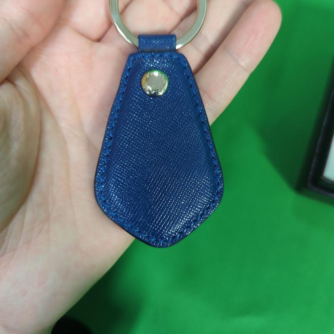 PRADA　ネイビー キーホルダー