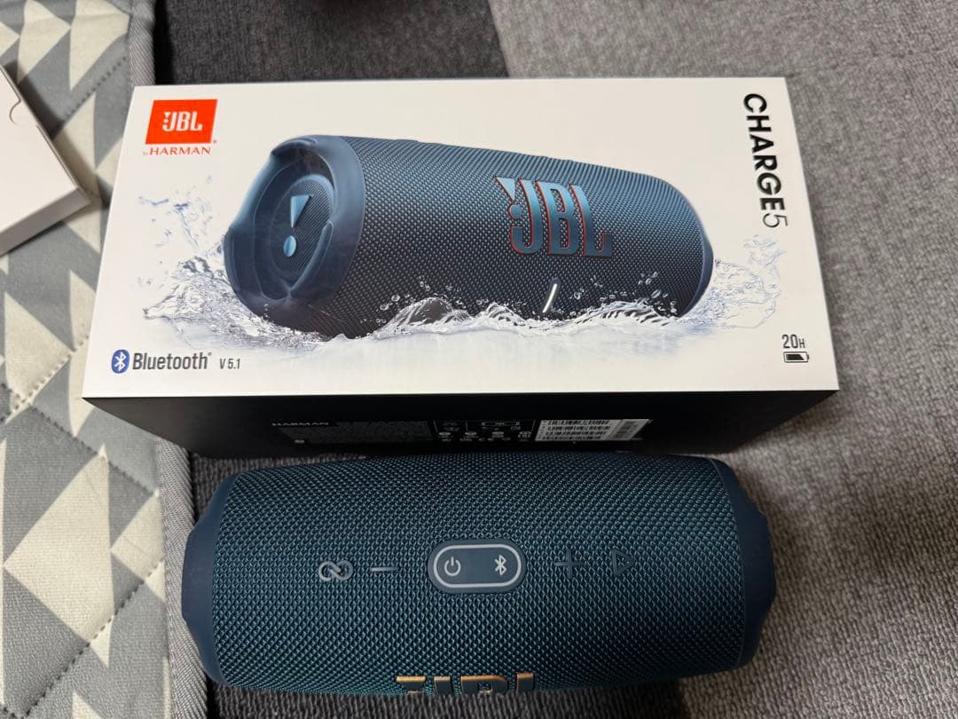 JBL Charge 5 ワイヤレススピーカーネイビー　美品　値下