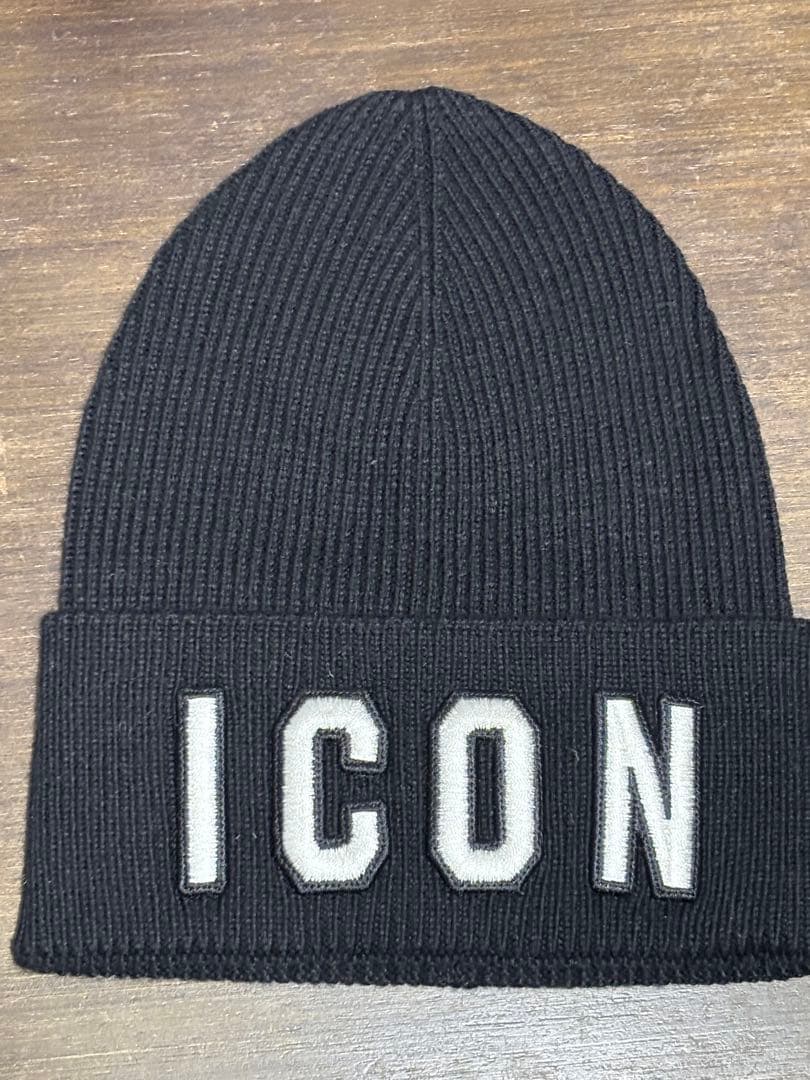 ニット帽 ニットキャップ ビーニー　DSQUARED2 新品未使用　ブラック