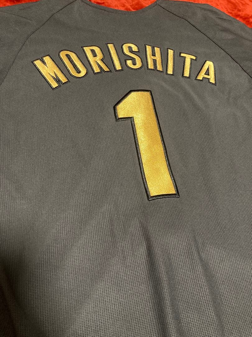 阪神タイガース　森下翔太　ブラックダイナマイトレプリカユニフォーム　サイズM