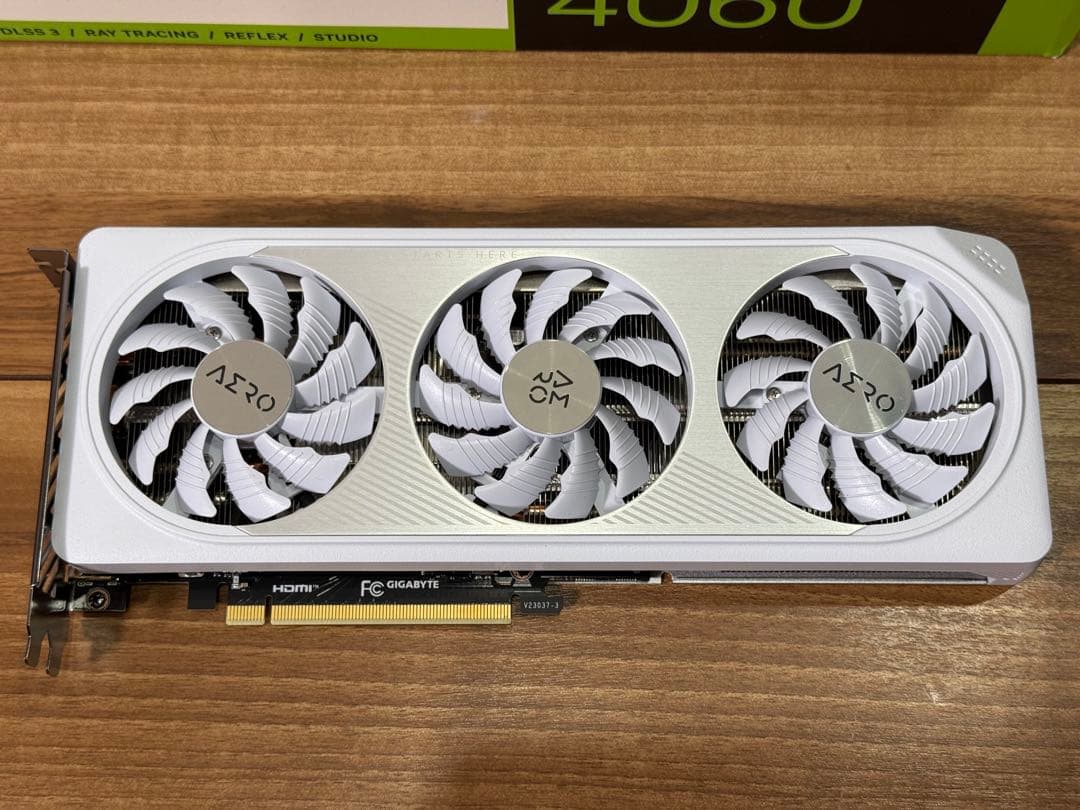 GIGABYTE GEFORCE RTX 4060 AERO OC 8G美品