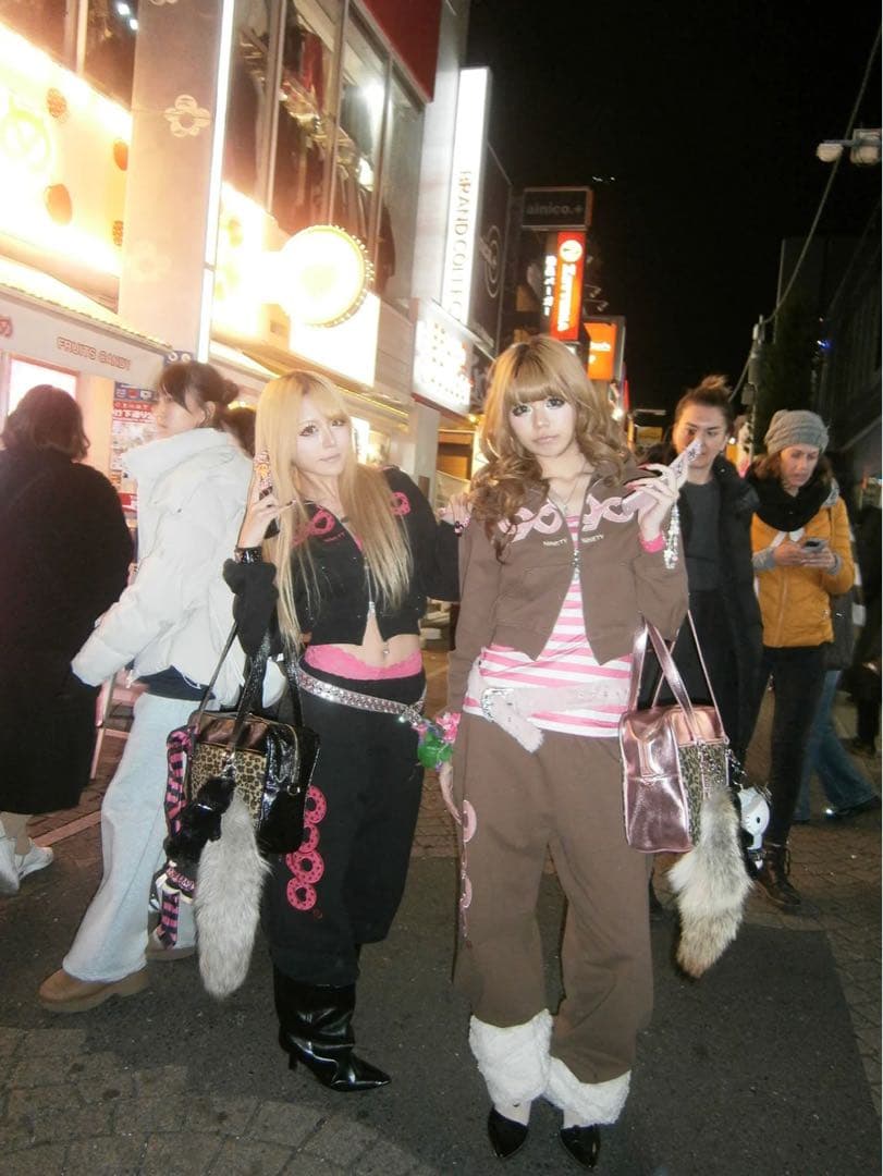 トップス 9090 girl OG Logo Valentine Zip brown M