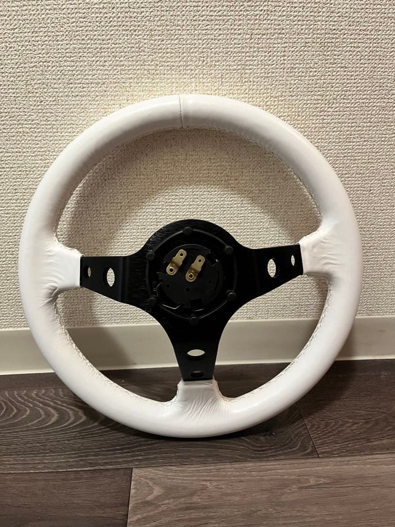 GOODGUN ホワイトレザー ステアリング