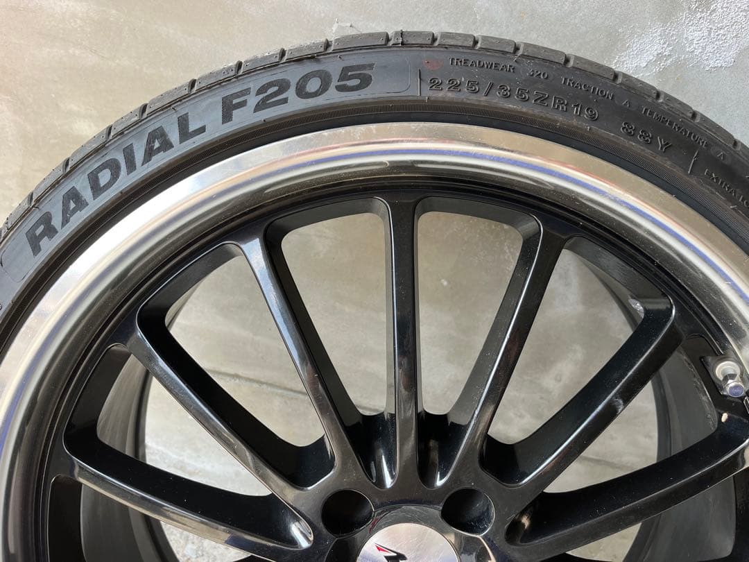 レア物TSW/8J-19 225/35-19/114.3/5Hツラ仕様usdm