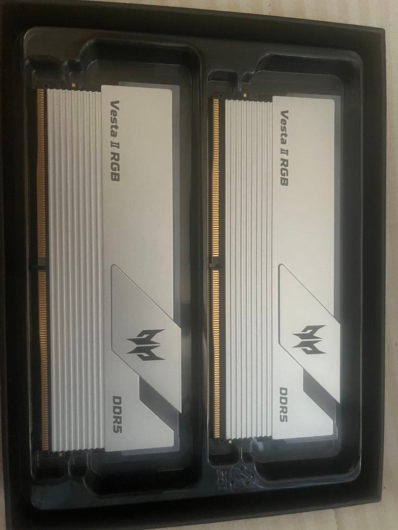 DDR5 32GB 16GBx2 predator vesta II メモリ