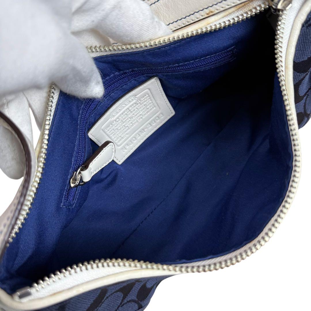 バッグ Coach Baguette Hampton Demi Bag Navy