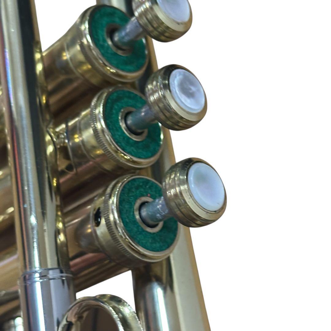 トランペット　HUTTL LINE700