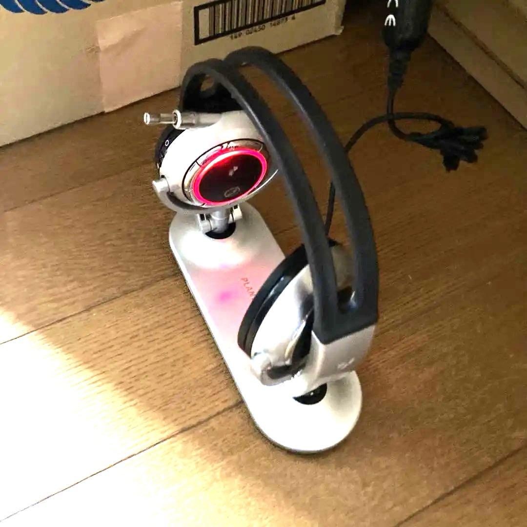 プラントロニクス折りたたみブルーツゥースヘッドホン パルサー