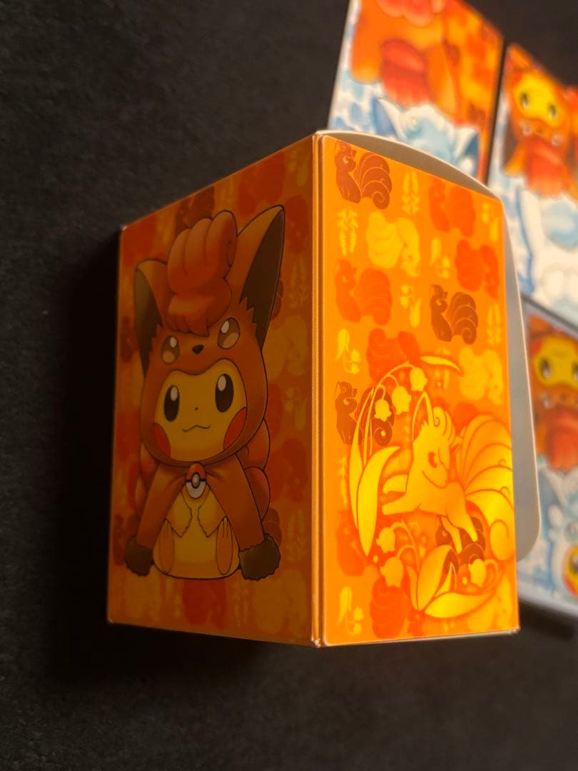 ポンチョ　ピカチュウ　ロコン　デッキケース　デッキシールド