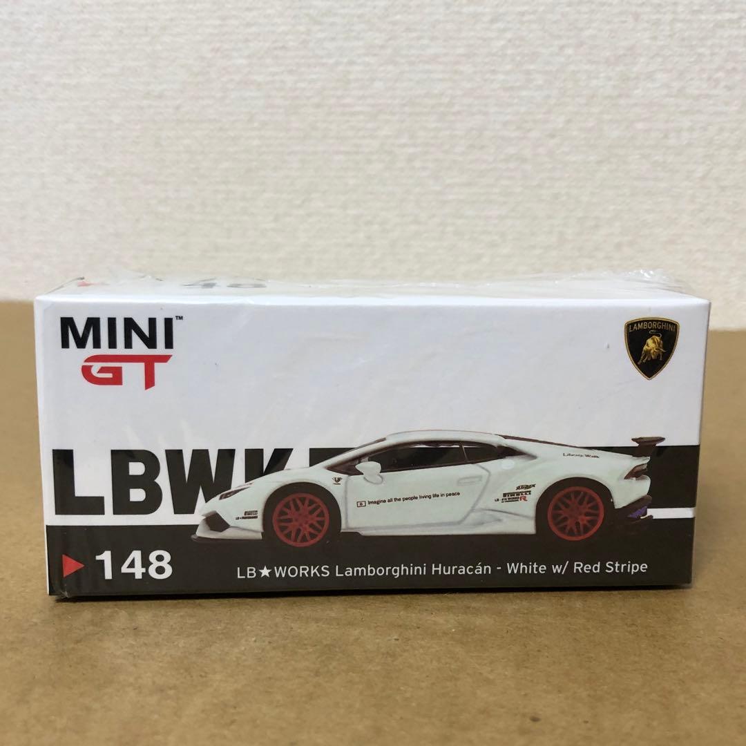 ミニGT　LBWK　ランボルギーニ ウラカン　ホワイト / レッド ストライプ