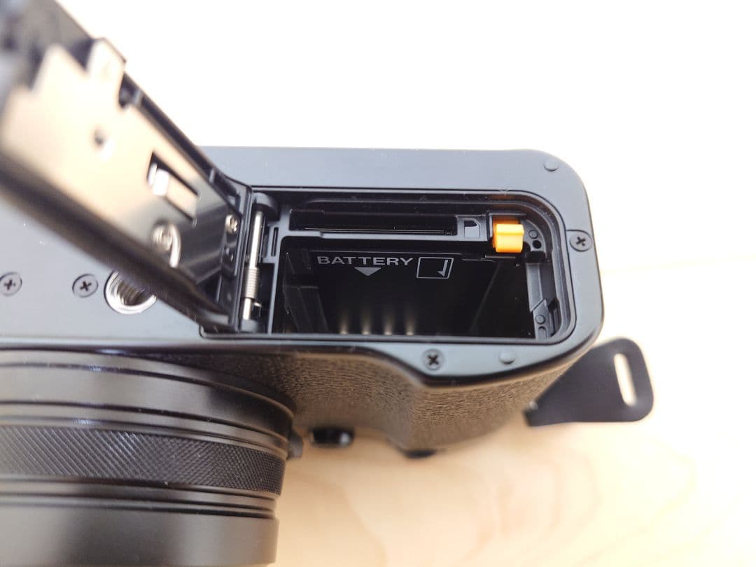 ::/humanlover様　富士フィルム　X100VI BLACK