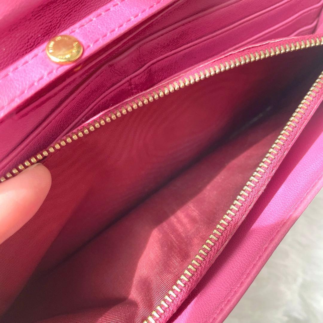 希少⭐︎miumiu マテラッセ ピンク チェーンショルダー付き ウォレット