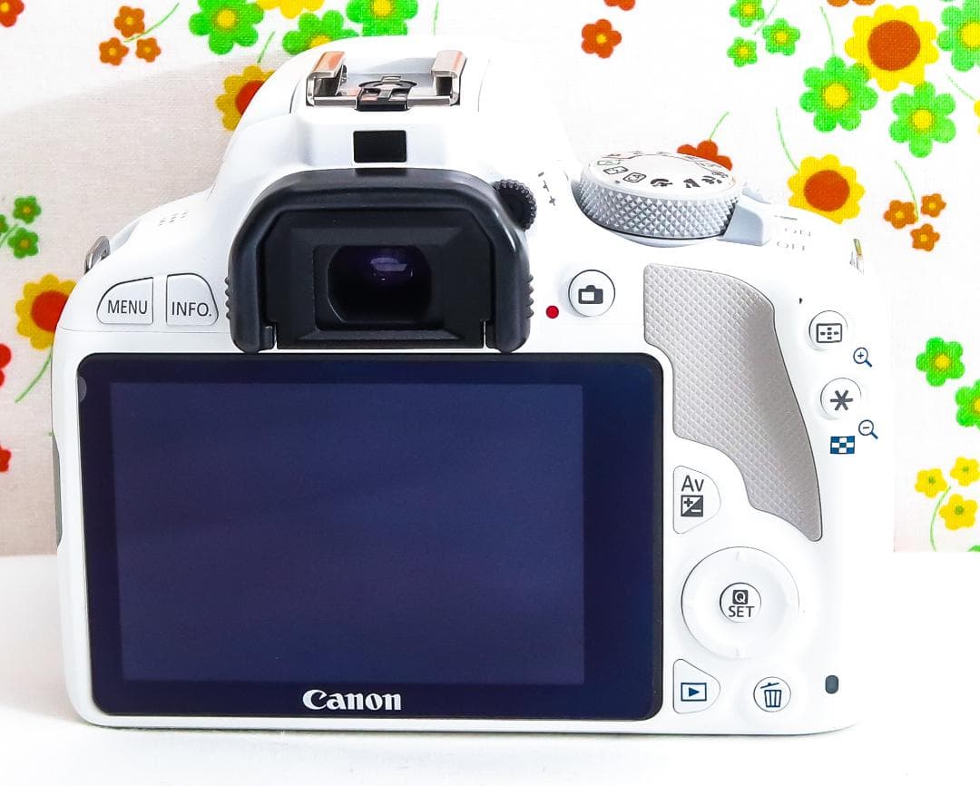 にゃんmama☆Canon kiss X7☆スマホに転送！☆ダブルレンズ！