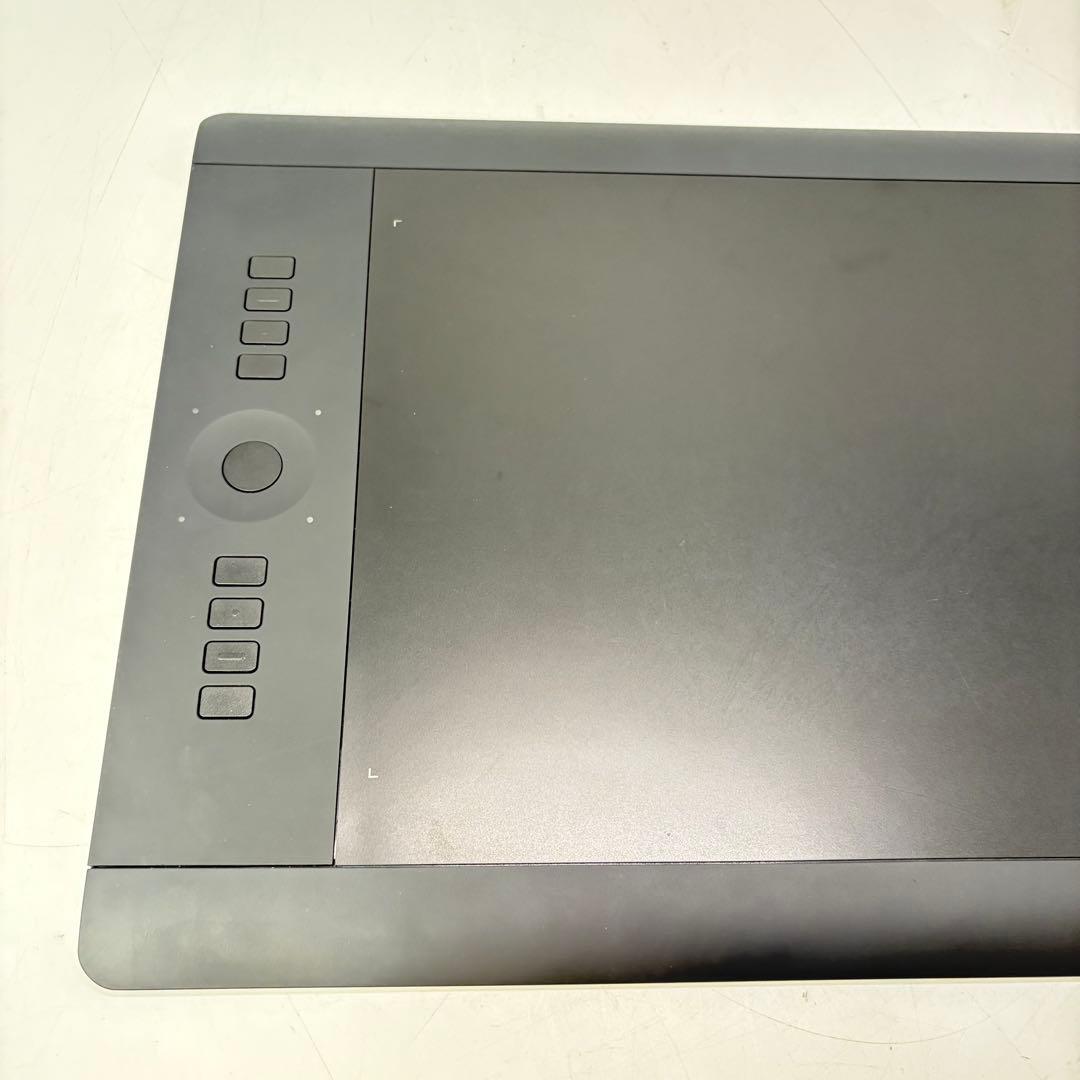 【美品•動作良好】ワコム ペンタブ intuos Pro PTH-851/K1