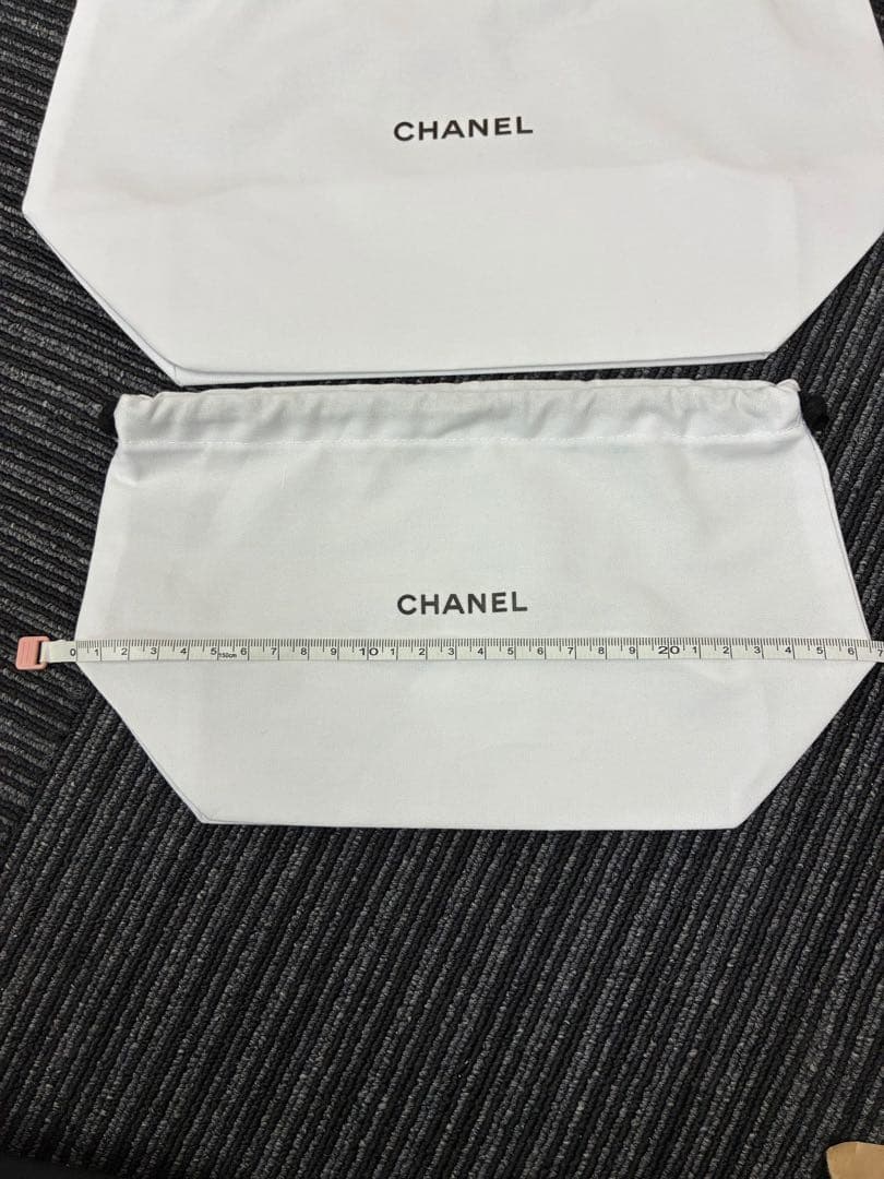 neko　シャネル　ポーチ　巾着　ノベルティ　小サイズ