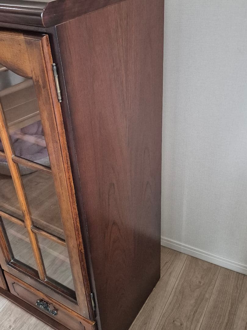 カリモク アンティーク コロニアルサイドボード ガラス扉 2引き出し付き