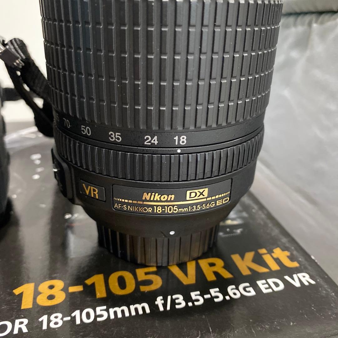 ニコンＤ7100 デジタル一眼レフカメラ　と　別売レンズ