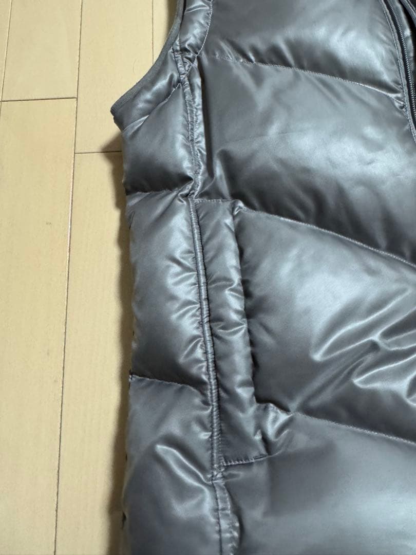 美品☆バーバリーブラーックレーベル グレーフード付きダウンベスト