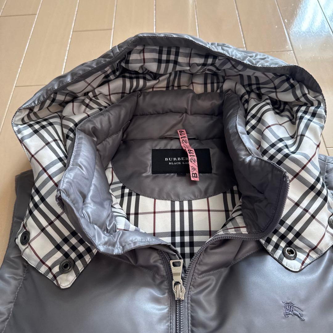 美品☆バーバリーブラーックレーベル グレーフード付きダウンベスト