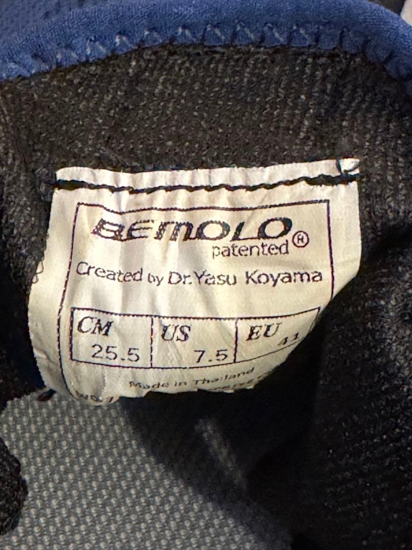 ビモロランニング ベロ・トリコ スペックス“ネイビー　25.5cm