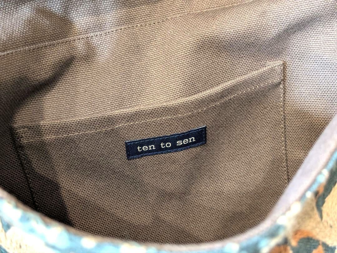 点と線模様製作所　リスノモリ刺繍ショルダーバッグ