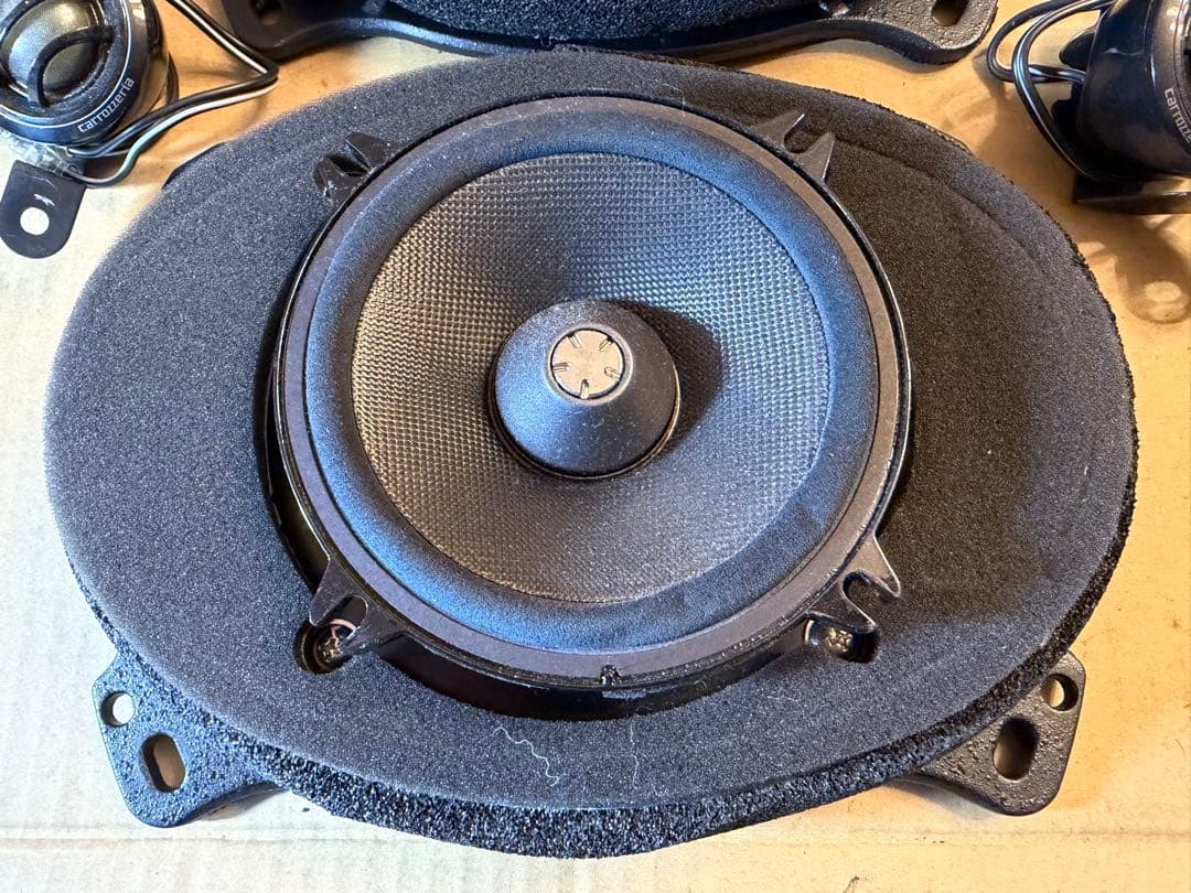 カロッツェリア　carrozzeria １３ｃｍスピーカー　TS-Z132PRS