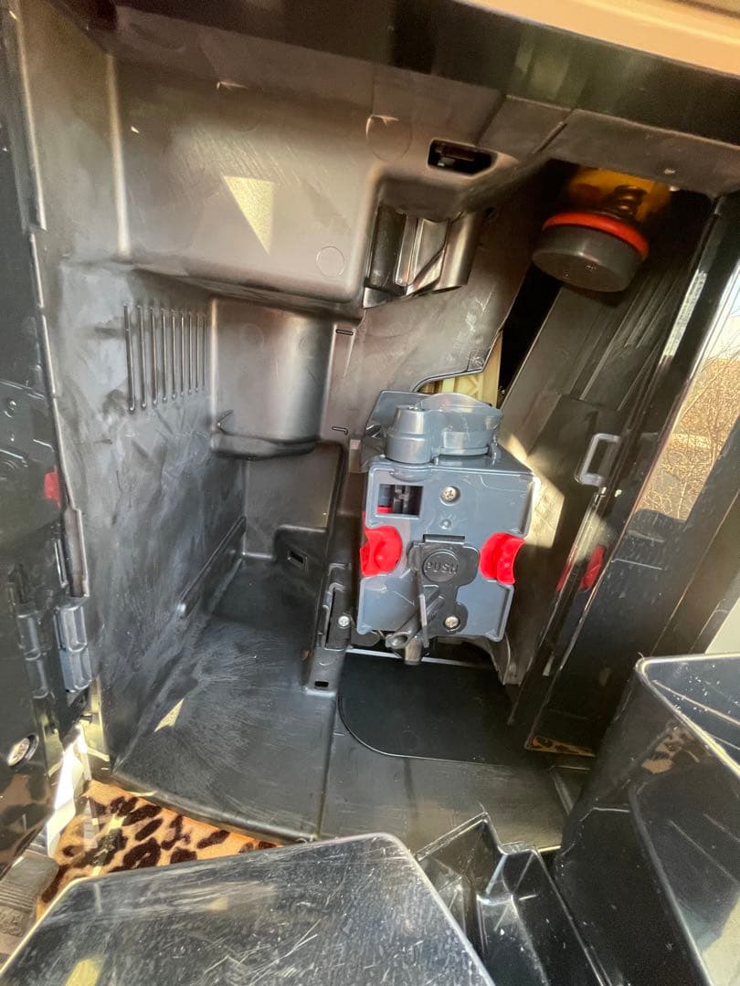 デロンギ 全自動エスプレッソマシン1回のみ使用でカートリッジ2個付き