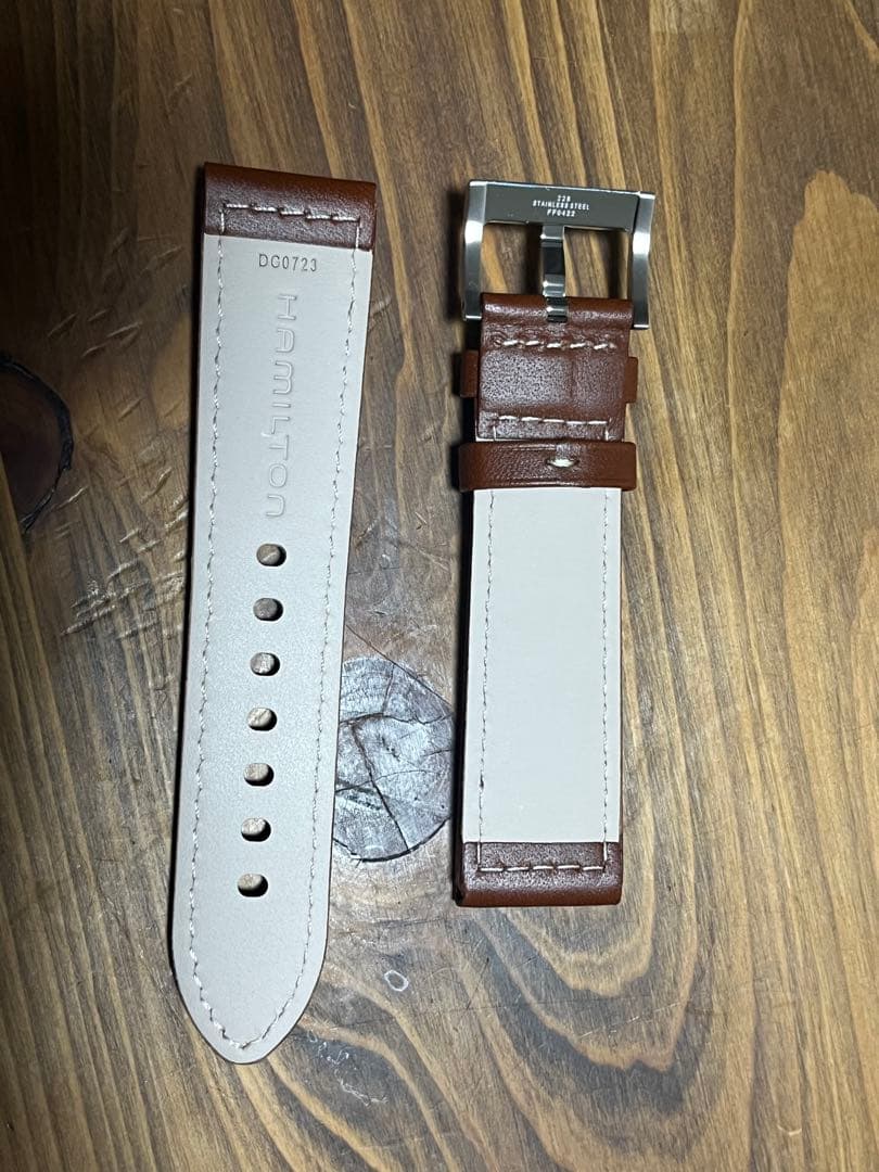 Hamilton Khaki Automatic 42mm ブラウンレザーバンド