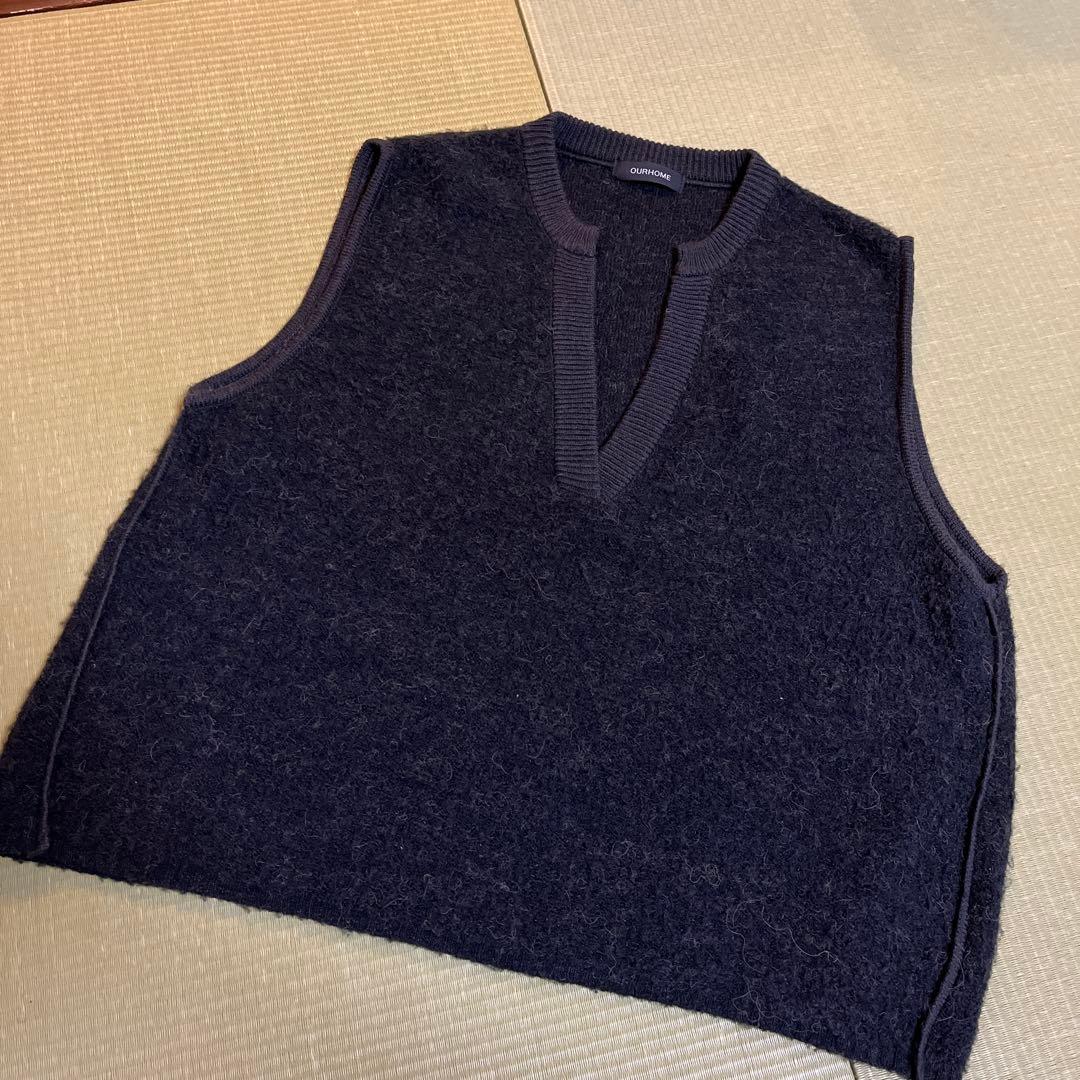 OUR アルパカ混の洗えるニットベスト